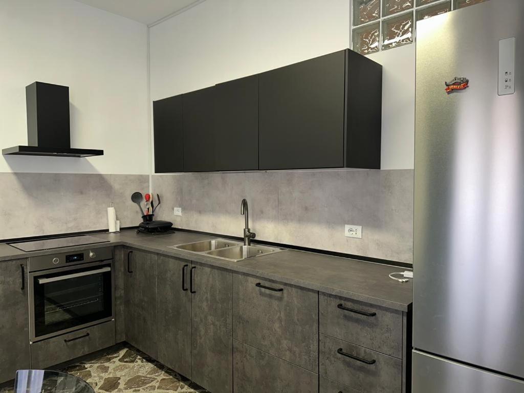 Lb&B Holiday Suite Downtown Bari Luaran gambar
